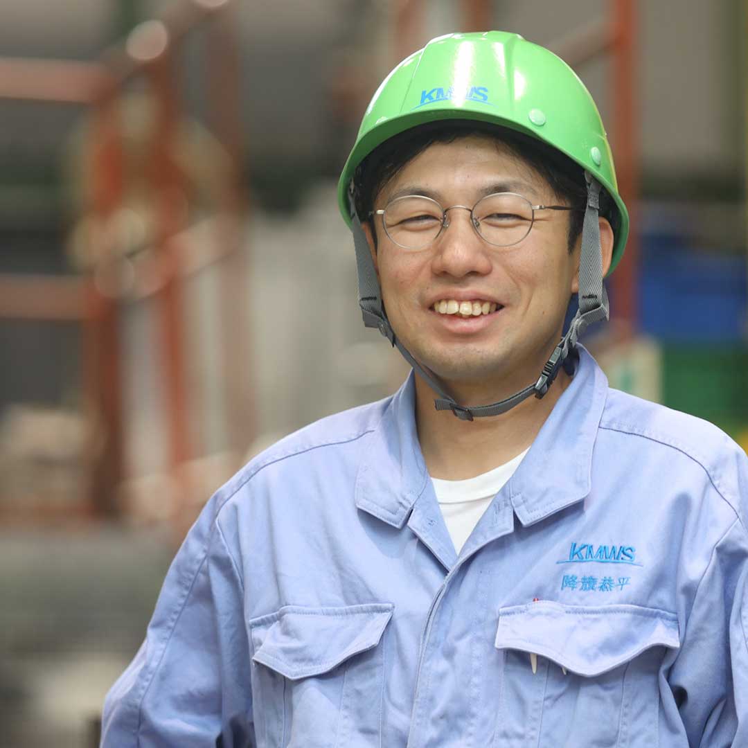 降旗　恭平